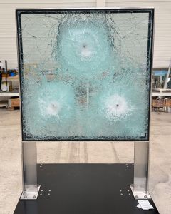 Kính chống đạn