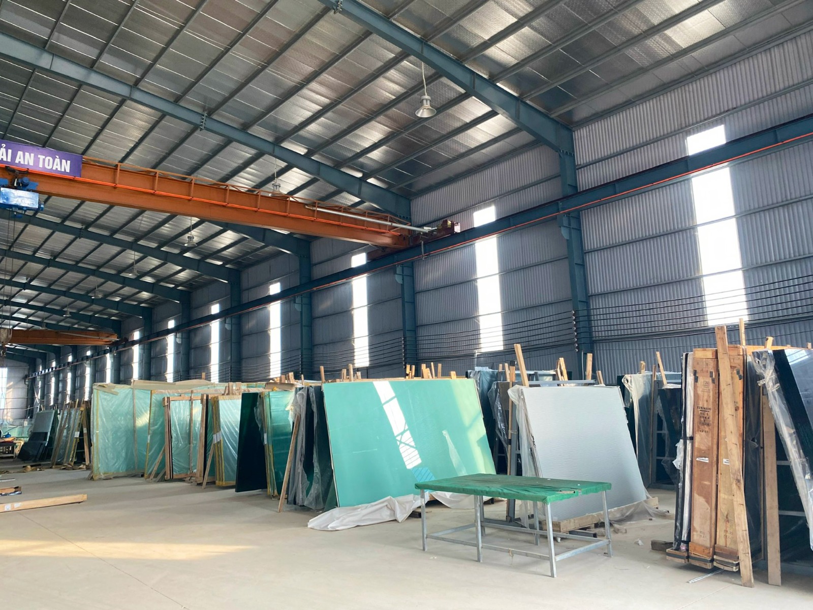 nhà xưởng sản xuất
